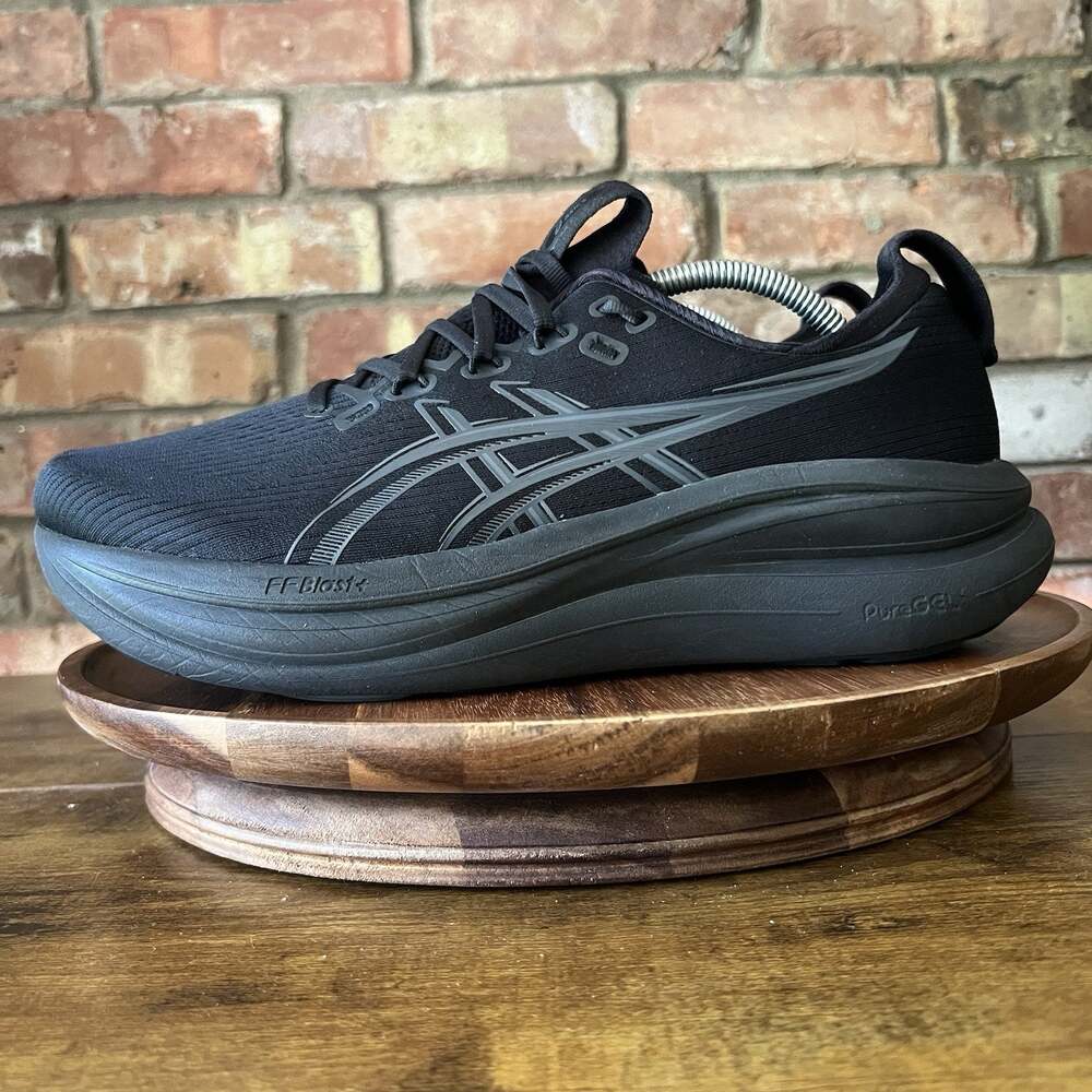 Asics Gel-Nimbus 28 Max Cushion Mens 11 2E Black Neutral Running Shoes Sneakers
